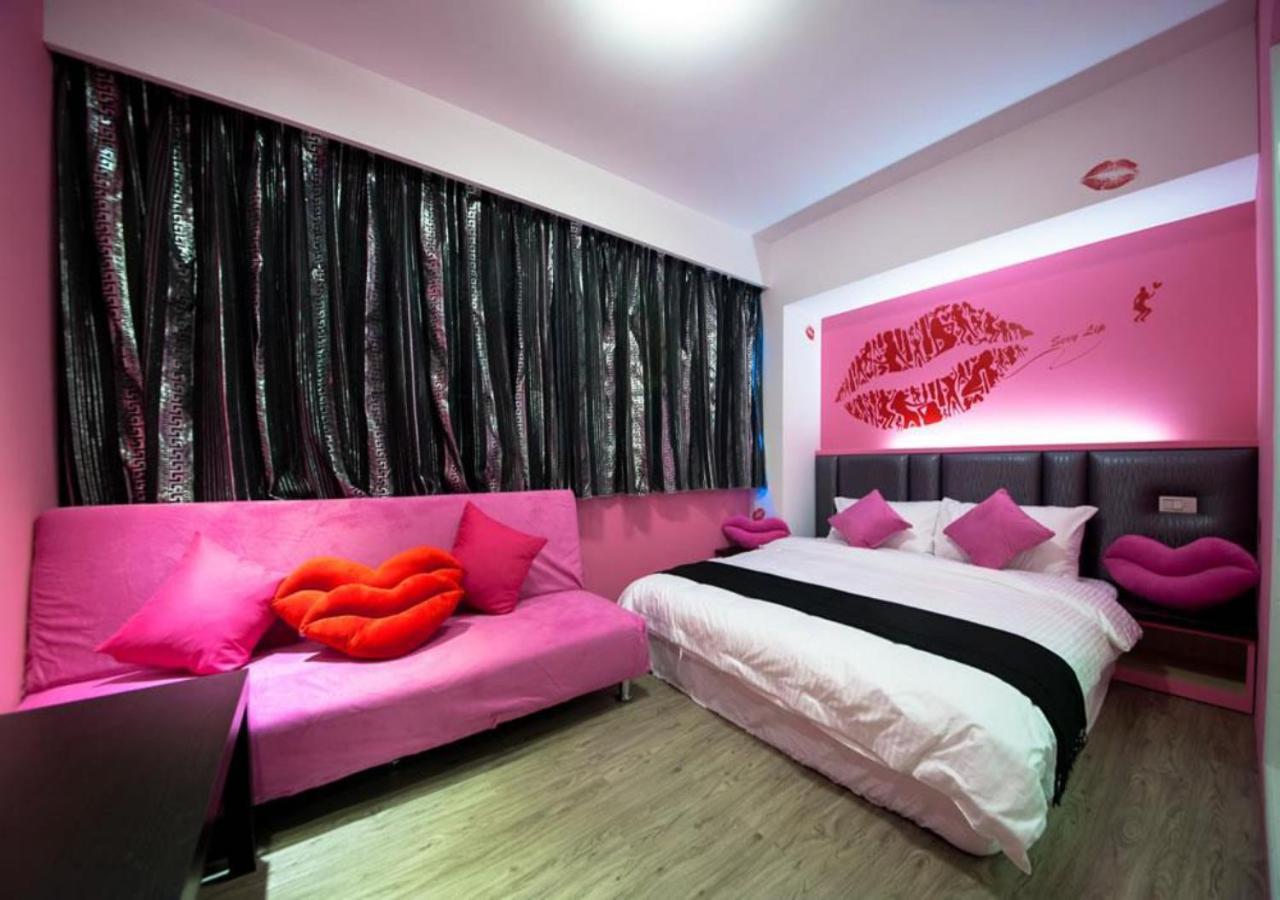 Photofun Hotel Luodong Bagian luar foto